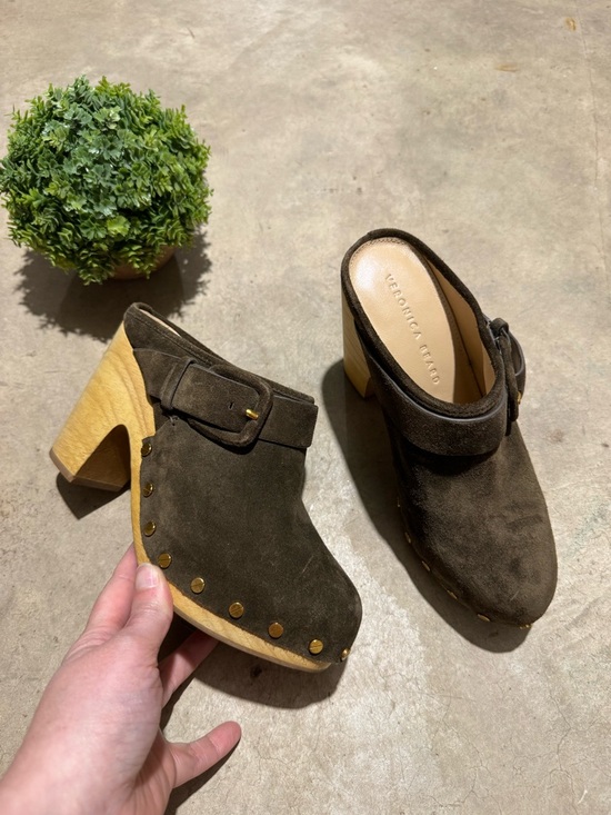 Veronica Beard Shoes - Veronica Beard Dacey Olive Green Mules Clogs Size 6.5 Leather Suede Heels Fall